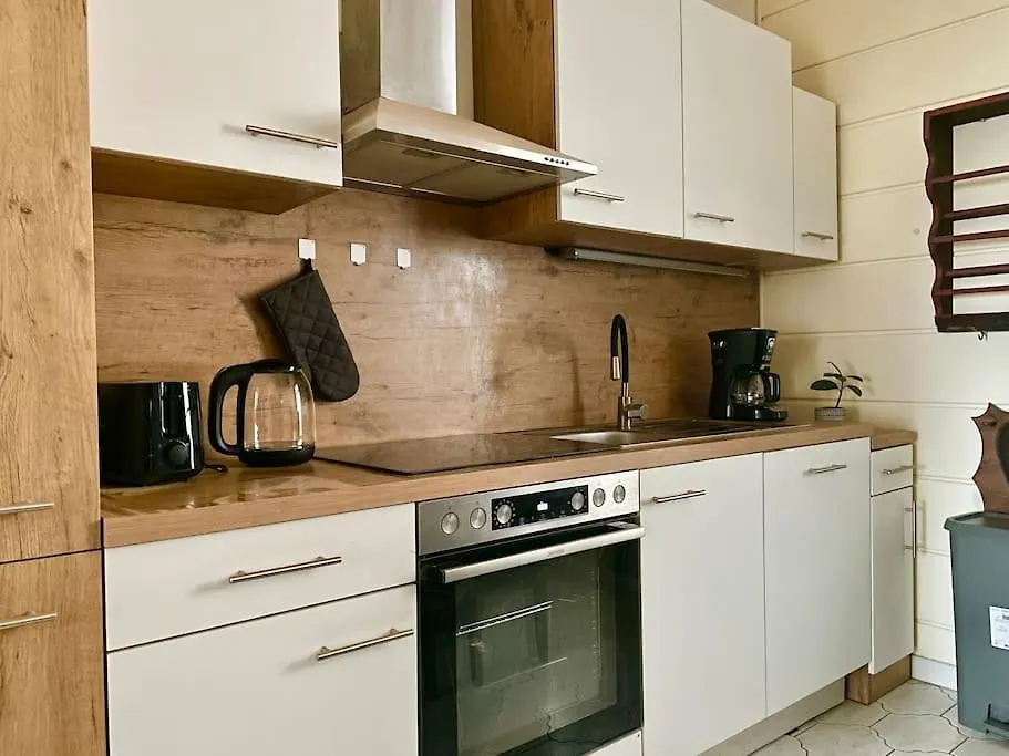 110M2 Stylish 4 Bedroom Apartment Viena